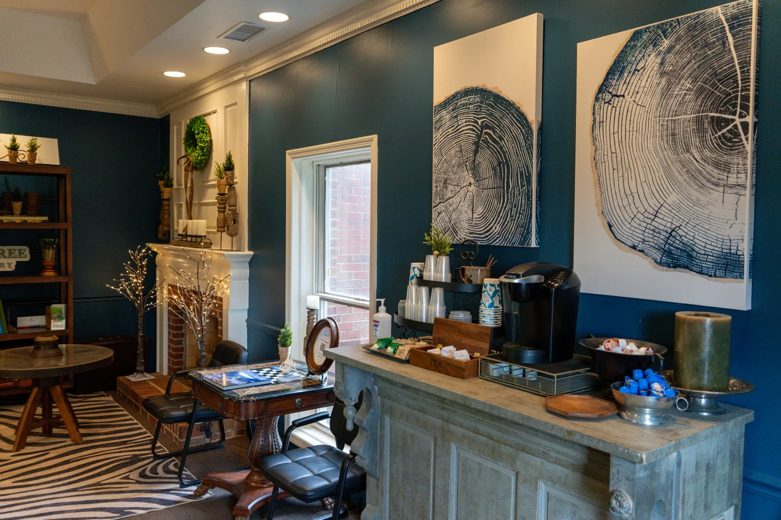 The coffee and refreshment bar in the Birch Tree Dentistry waiting area
